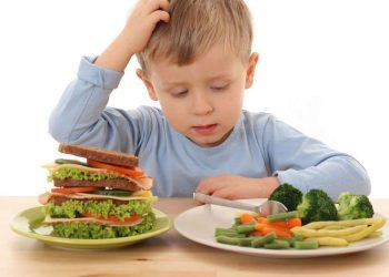 Những tác hại khôn lường từ thực phẩm vô bổ -01