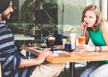 Những từ ngữ kết nối cả thế giới -1