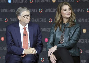 Tỷ phú Bill Gates và tổ chức từ thiện hỗ trợ 125 triệu USD nghiên cứu vaccine