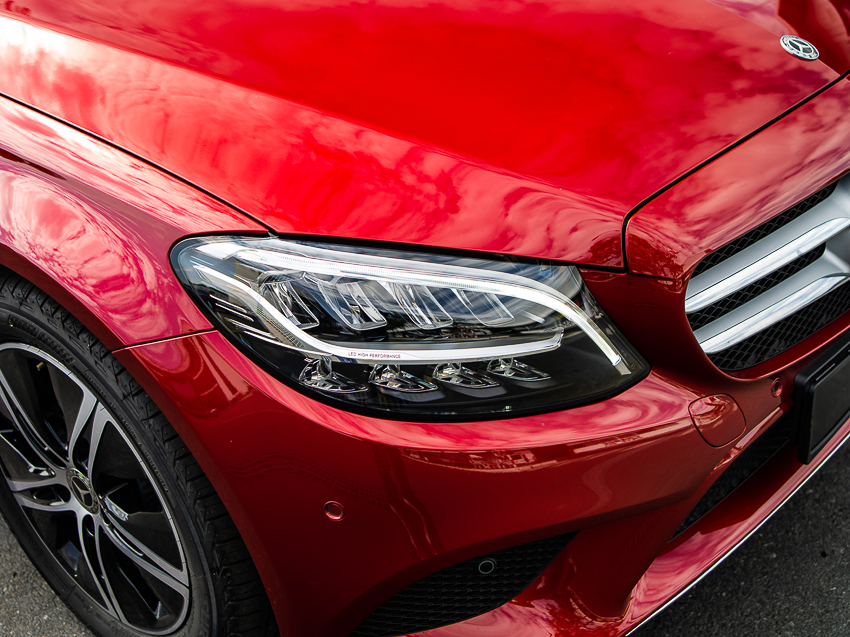 Mercedes-Benz C 180 có giá 1,399 tỷ tại VN, đối đầu cả Camry và Accord - 20