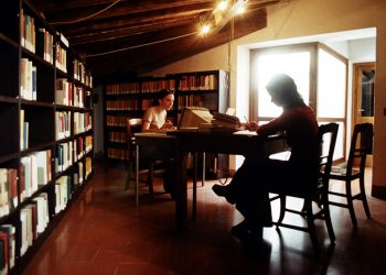 Những thư viện bất hợp pháp -01
