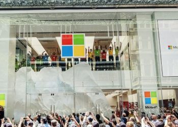 Nhân viên của Microsoft, Google và Twitter làm việc tại nhà vì virus corona. Còn nhân viên của bạn thì sao?