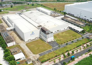 Nhà máy Sanofi Việt Nam giảm thiểu rác thải nhựa trong sản xuất, bảo vệ môi trường - 1