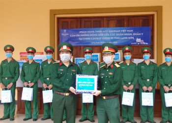 Ngân hàng Shinhan tiếp sức đội ngũ y bác sỹ và quân nhân tại Lạng Sơn