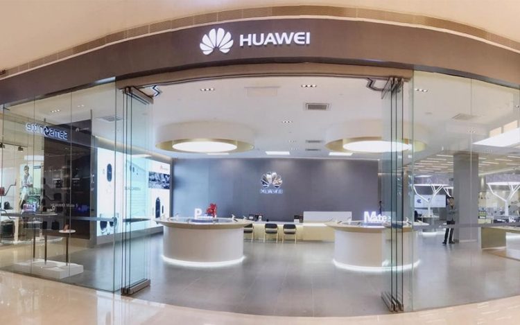 Huawei khai trương cửa hàng chiến lược đầu tiên tại Pháp