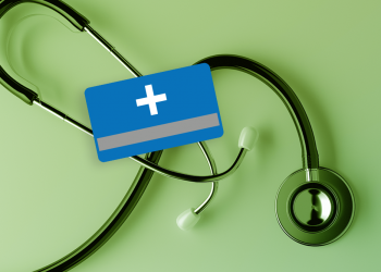 Có cần mua thêm bảo hiểm chuyên biệt để phòng Covid-19?