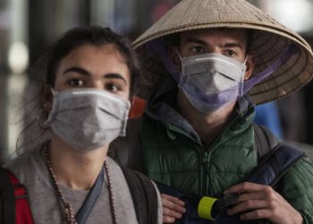 Từ 0h ngày 18-3, tạm ngừng cấp thị thực cho người nước ngoài nhập cảnh Việt Nam