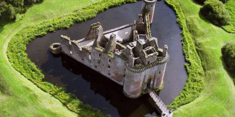 Thiết kế bí mật trong các lâu đài thời Trung cổ