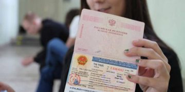 Việt Nam tạm dừng miễn thị thực đơn phương đối với 8 nước châu Âu
