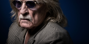 Danh ca Pháp Christophe, lừng danh với ‘Aline’, ‘Les mots bleus’ qua đời ở tuổi 74