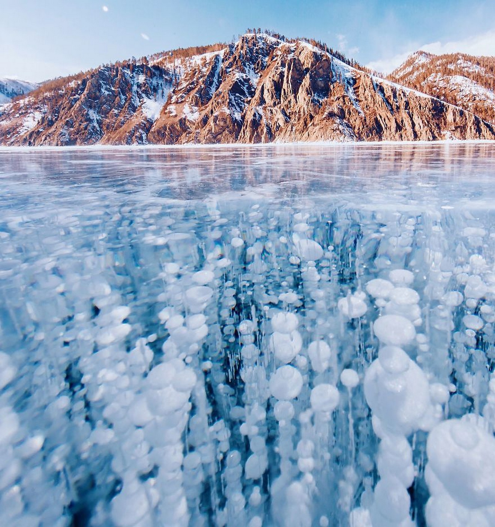 Vẻ đẹp hút hồn của hồ Baikal dưới ống kính nhiếp ảnh gia Nga - 04