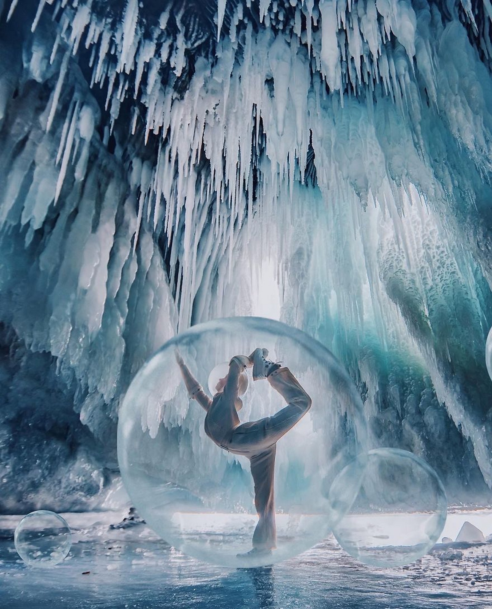 Vẻ đẹp hút hồn của hồ Baikal dưới ống kính nhiếp ảnh gia Nga - 27