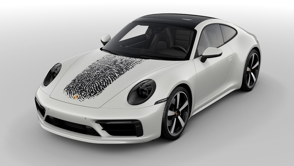 Công nghệ in đột phá trên bề mặt sơn thân xe Porsche - 4