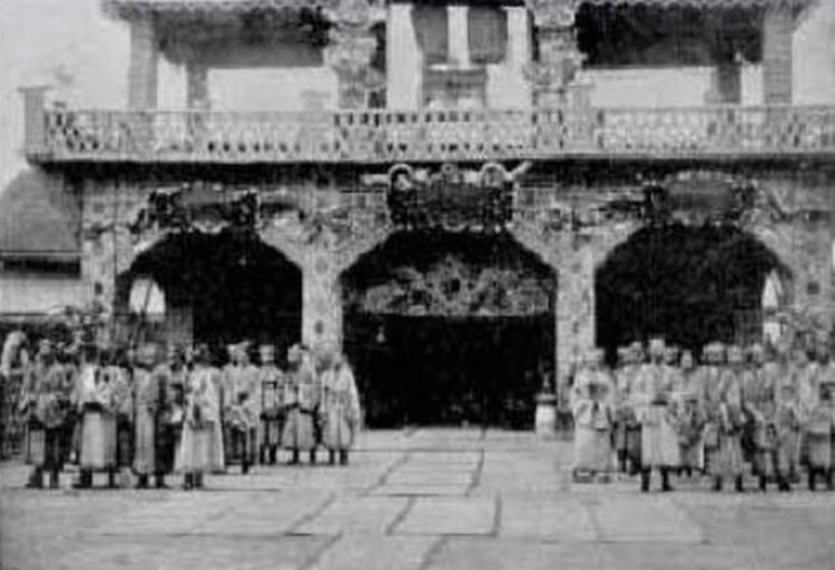 Chuyến ‘Ngự giá Bắc tuần’ của vua Khải Định -1