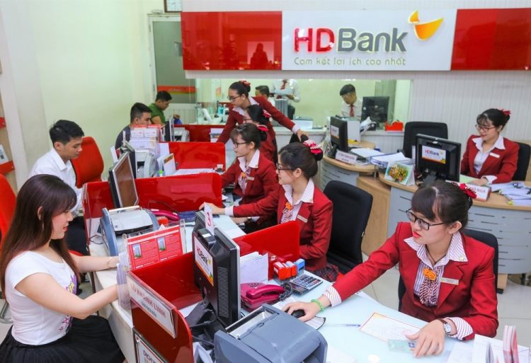 Tín nhiệm ở mức B1. Moody’s tiếp tục nhận định HDBank hoạt động kinh doanh có hiệu quả,