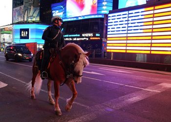 Dịch COVID-19 chiều 1-4: Tây Ban Nha hơn 100.000 ca mắc, số tử vong kỷ lục một ngày - Ảnh 4