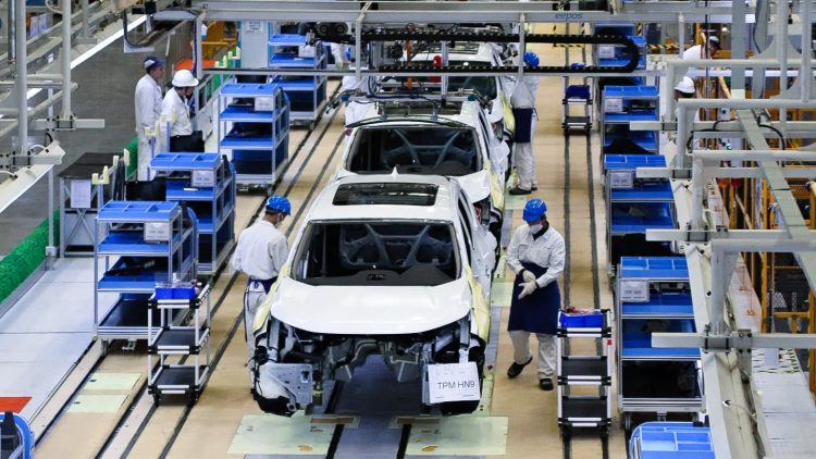 Honda tạm thời đóng cửa hai nhà máy ở trong nước do thiếu hụt nguồn cung phụ tùng