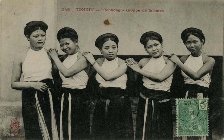 Nguyễn Trương Quý: Hình dung một chiếc thắt lưng xanh... -4