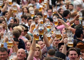 Đức hủy lễ hội bia lớn nhất thế giới Oktoberfest do dịch COVID-19