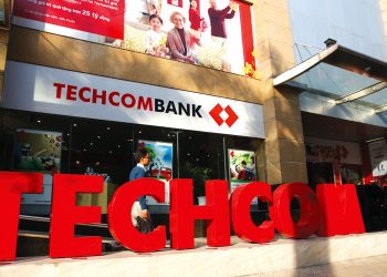 Techcombank giảm lãi suất để hỗ trợ khách hàng cá nhân và doanh nghiệp vượt qua đại dịch Covid-19