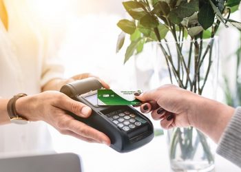 Vietcombank triển khai chương trình miễn phí phát hành thẻ ghi nợ năm 2020