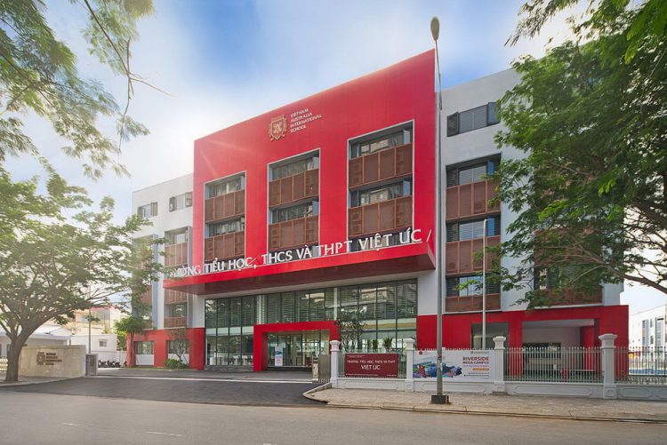 Làn sóng xanh cùng dàn sao lan tỏa thông điệp tích cực về một Việt Nam tử tế