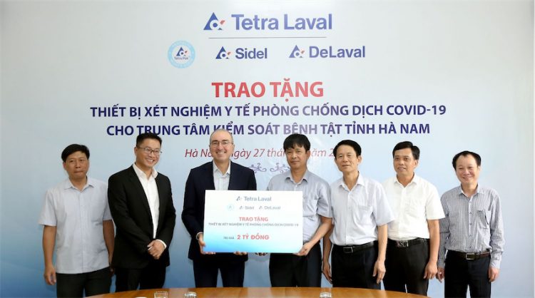 Tập đoàn Tetra Laval trao tặng Trung tâm Kiểm soát bệnh tật tỉnh Hà Nam thiết bị xét nghiệm y tế phòng, chống dịch COVID-19 - 1