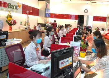 https://www.hdbank.com.vn/vi/about/tin-tuc/tin-tuc/hdbank-danh-them-10000-ty-dong-sieu-uu-dai-giam-lai-vay-tu-2-45