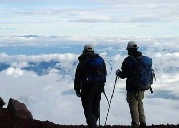 Núi Phú Sĩ đóng cửa trong mùa leo núi năm nay