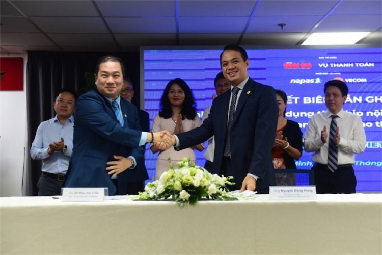 Nhiều hoạt động hưởng ứng “Ngày không tiền mặt 2020”