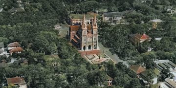 Bộ ảnh phục chế Sài Gòn 100 năm trước gây sốt vì màu xanh cây cối -1