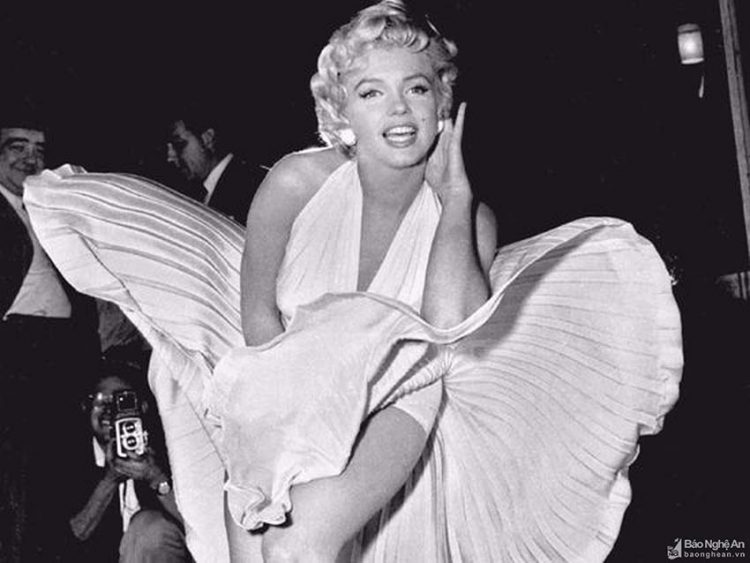 Quyến rũ, chiếc váy đầm -4