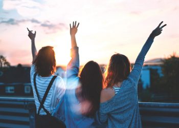 Suy ngẫm: Màu sắc và hương thơm -1