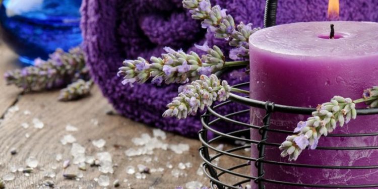 Tạo phong thủy tốt cho ngôi nhà thân yêu từ tinh dầu thơm