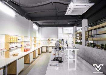 Việt Mỹ Cosmetics - Lợi thế từ việc phát triển đa dịch vụ - 1