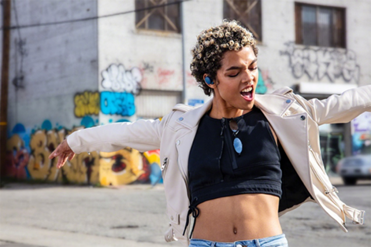 Sony ra mắt tai nghe Extra Bass™ Truly Wireless WF-XB700 - 3