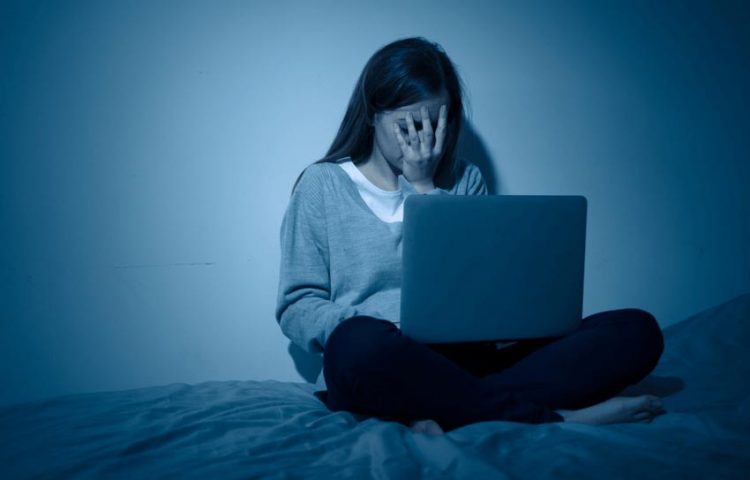 Bảo vệ trẻ em trên môi trường mạng: Cần những giải pháp số -1