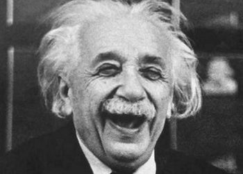 Bí mật sự cuốn hút vượt thời đại của Albert Einstein -3