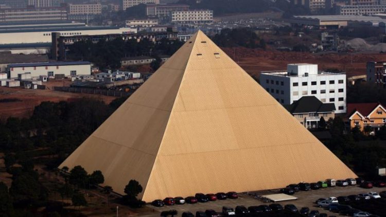 Con người phải chi bao nhiêu tiền để làm những điều này? -3