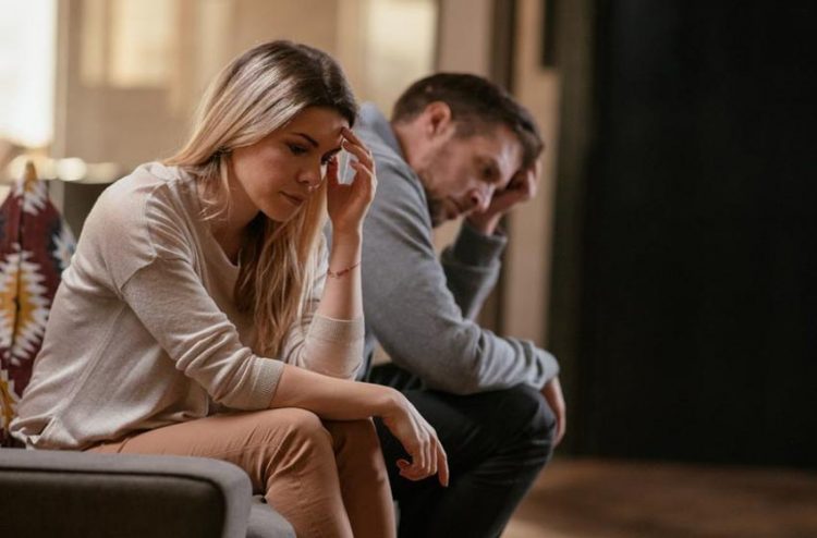 Đối thoại, bí quyết giúp vợ chồng vượt qua khủng hoảng -1