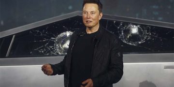 Elon Musk: Gã cuồng và 18 năm hướng về vũ trụ -3