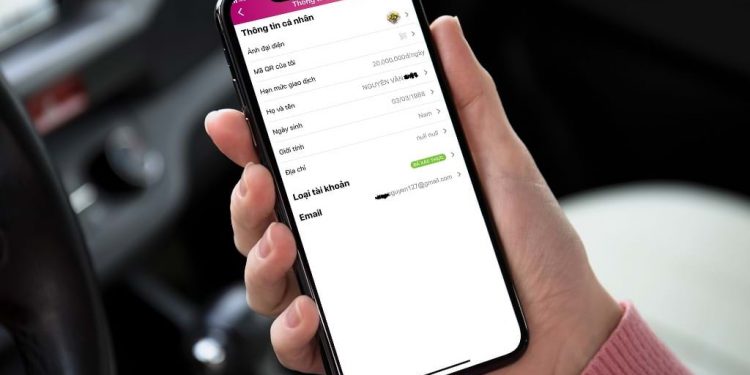 Ví MoMo hỗ trợ người dùng xác thực tài khoản đúng hạn để tăng cường bảo mật - 1