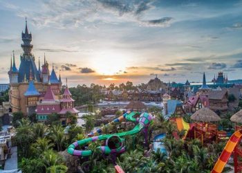 Nhà đầu tư sẽ gặt hái lợi nhuận nhờ VinWonders Phú Quốc? -1