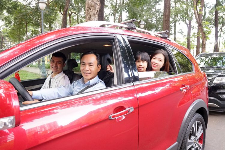 Trải nghiệm xe du lịch riêng với hướng dẫn viên chuyên nghiệp kiêm tài xế - 1