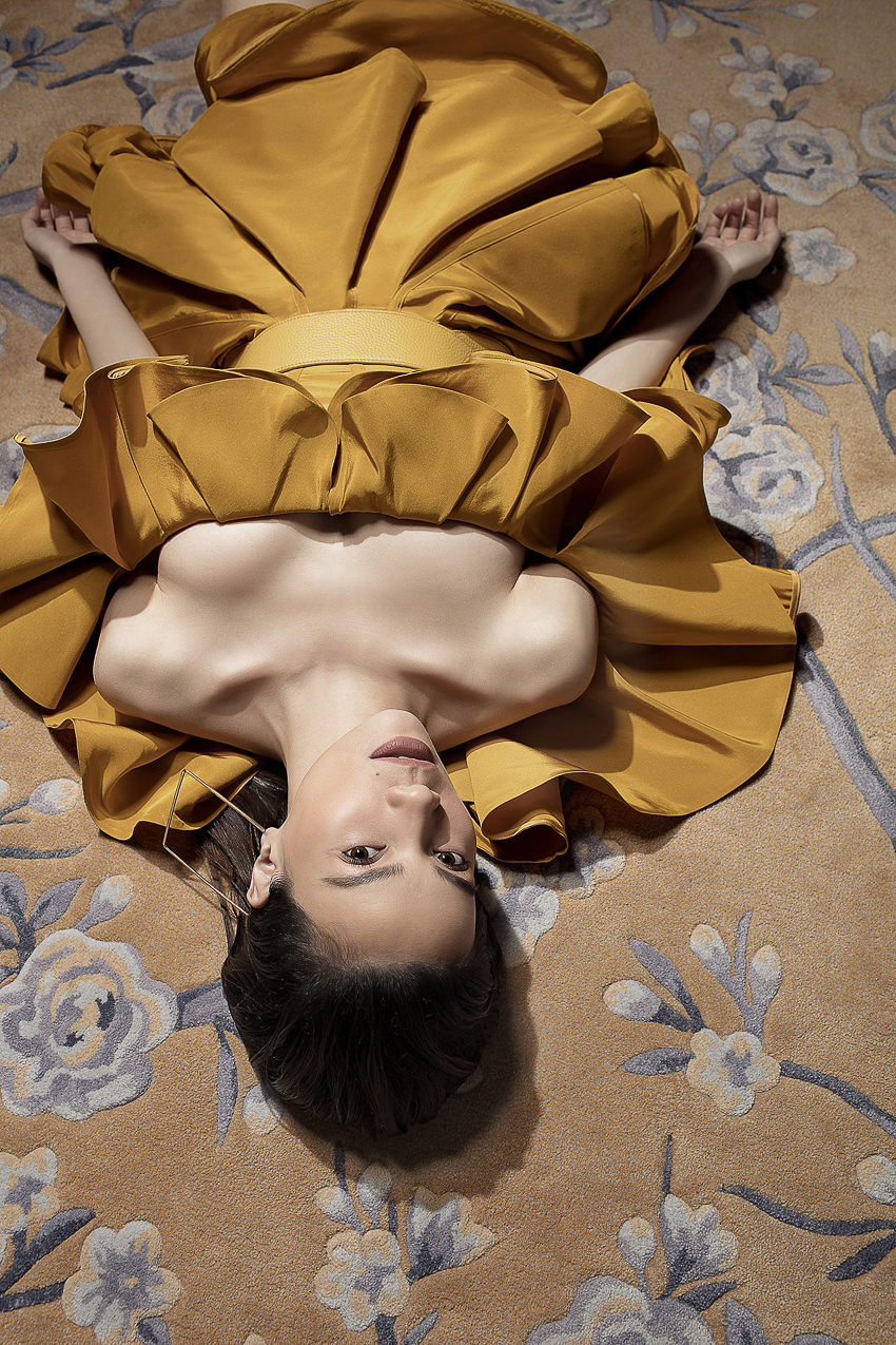 Bộ ảnh thời trang CONG TRI do Hà Hồ và Thanh Hằng lên Vogue Pháp - 7