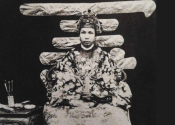 Vua Đồng Khánh, thoát ly thực tại hay hoang tưởng? - 01