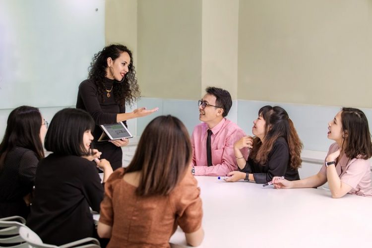 Chuyển đổi đầu tư tại Wall Street English Việt Nam