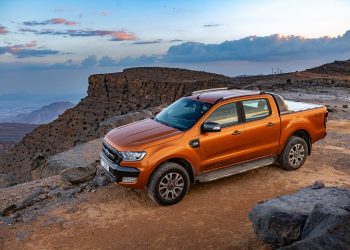 Liệu Bán Tải Ford Ranger Có Thể Thay Thế Xe Gia Đình? - 2