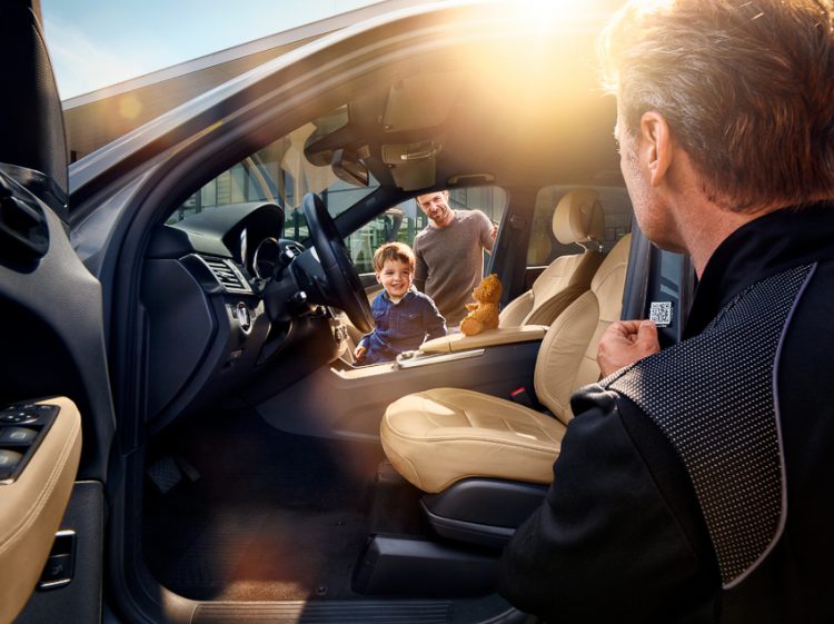 Mercedes-Benz ra mắt Dịch vụ hỗ trợ 24h - 7