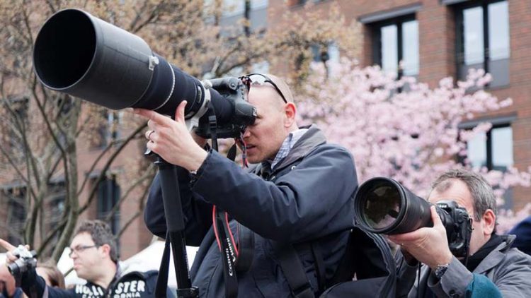 Paparazzi và sự trỗi dậy của truyền thông trực tuyến -5